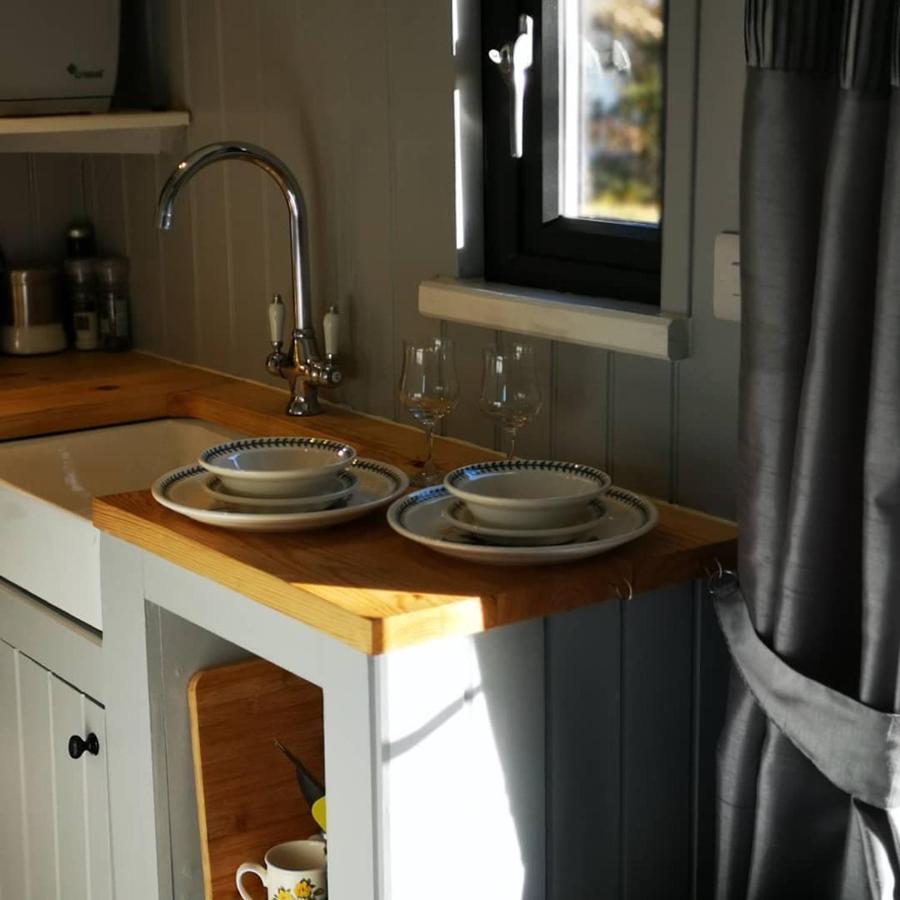 Pen-Rhos Luxury Glamping "Cuckoo'S Nest" Villa Llandrindod Wells Kültér fotó